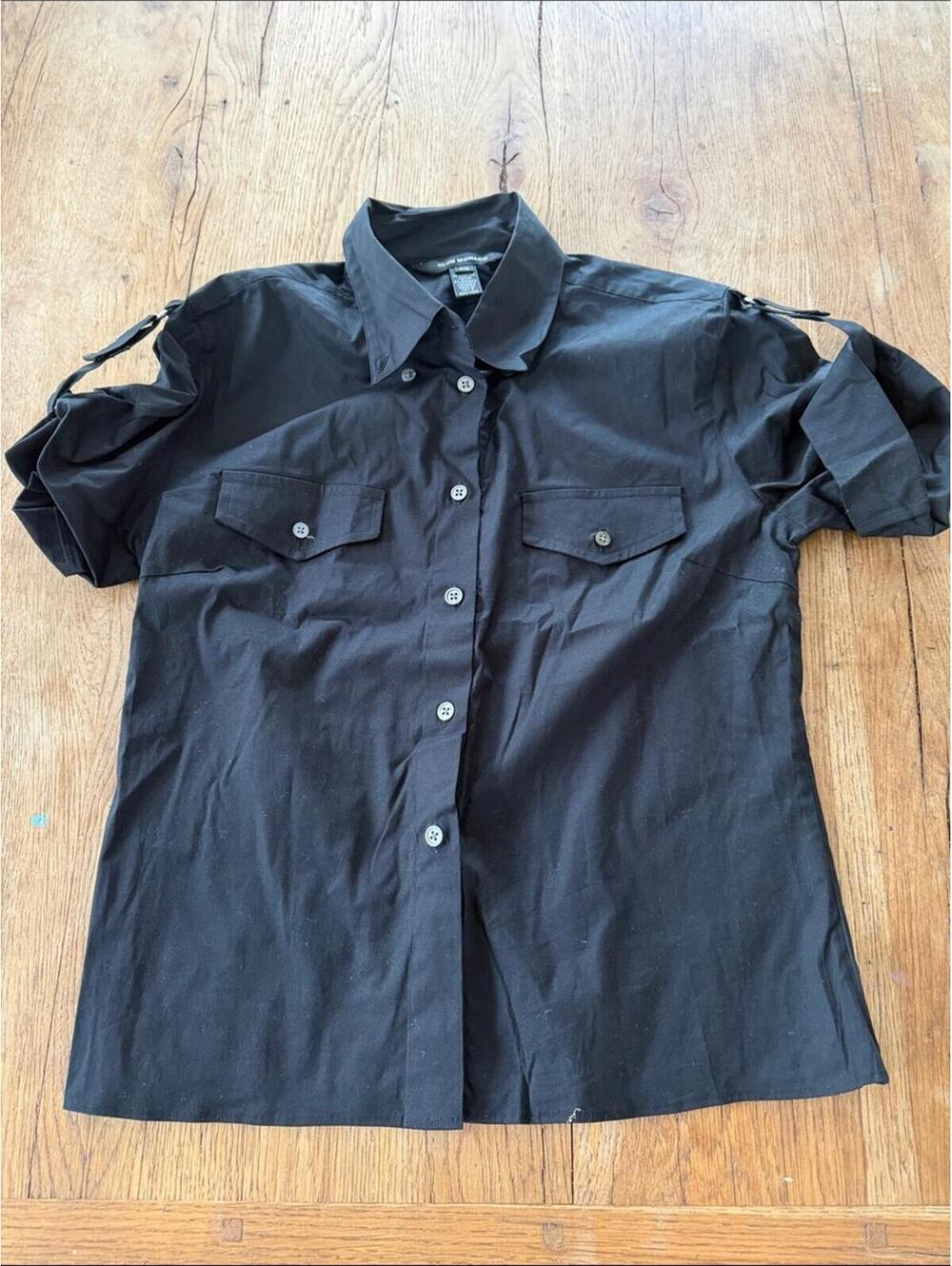Club Monaco short sleeve button down shirt size medium black